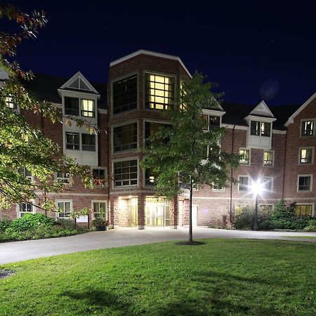 Mount Allison Summer Accommodations Sackville Eksteriør billede